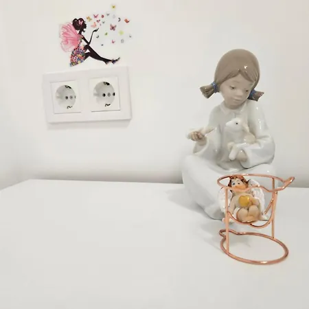 아파트 Ann's 바르나